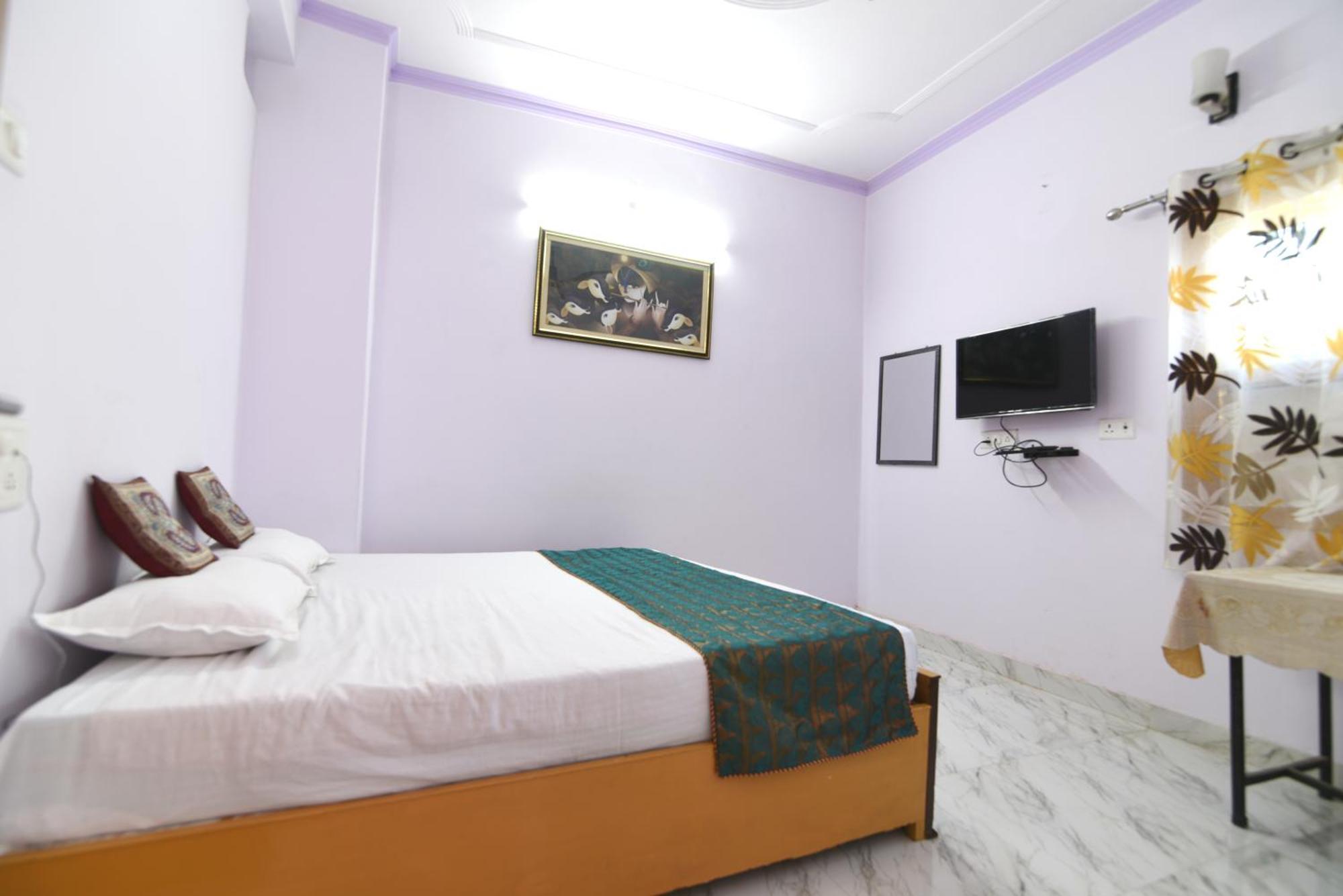 Ds Residency Varanasi-Prime Location-Parking Экстерьер фото